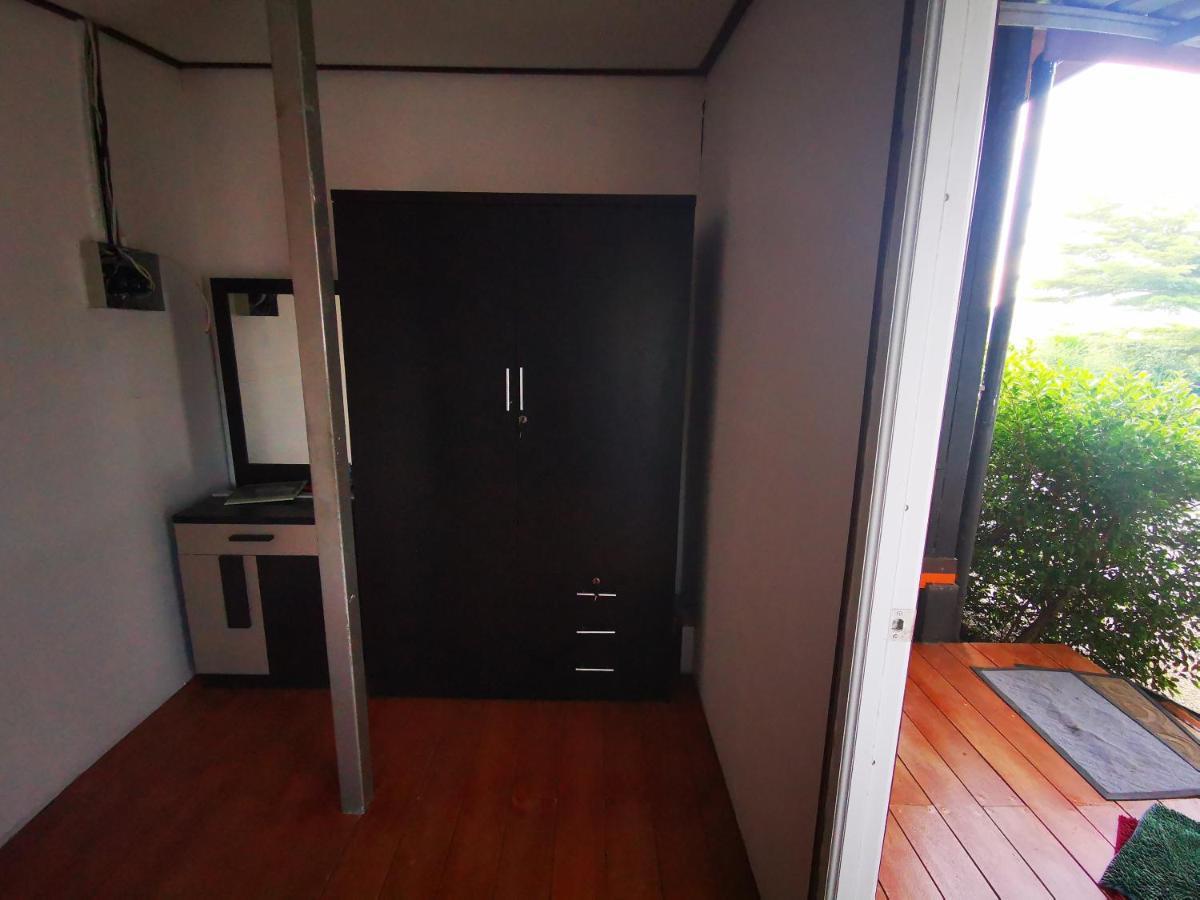 Rai Eingpu Hotel Ban Tha Khun Exterior foto